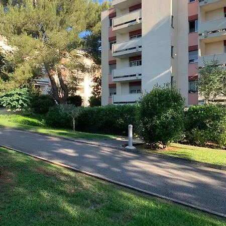 Quiet Air-condit-swim. Pool Tennis Apartmán